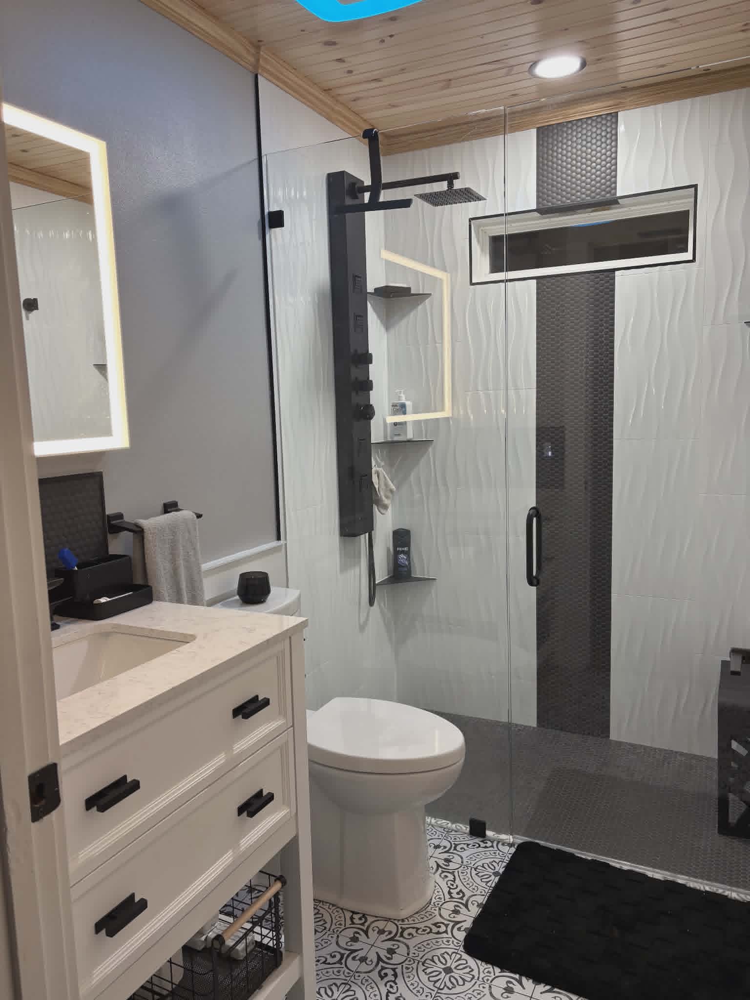 Zero-entry shower for accessibility
